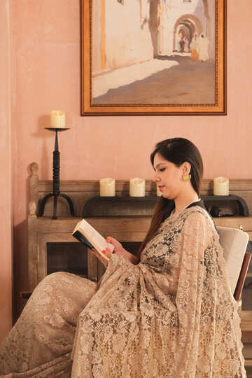 Victorian Romance - Image 4